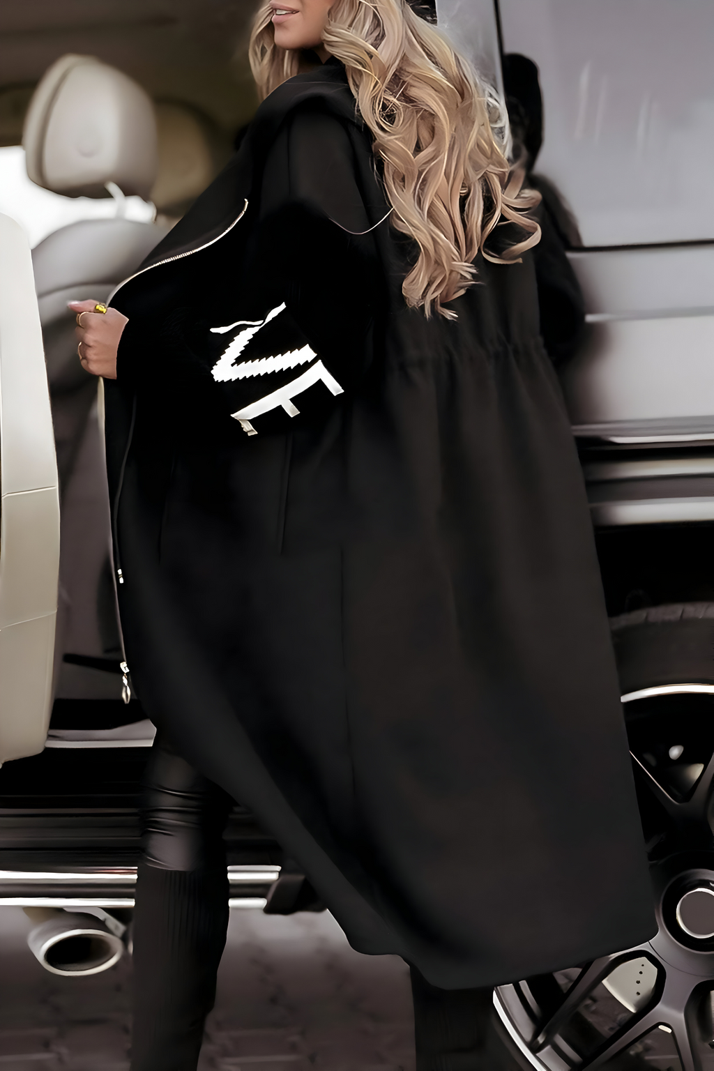 Felicia™ | Women's Jacket with Knitted Sleeves & Hood