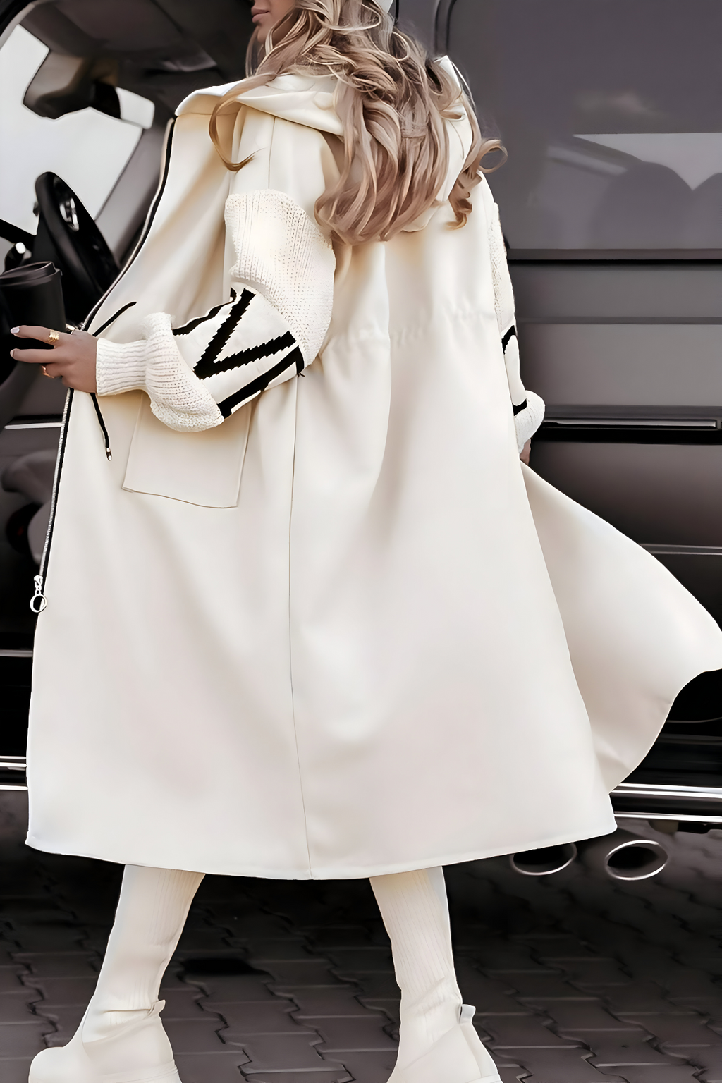 Felicia™ | Women's Jacket with Knitted Sleeves & Hood