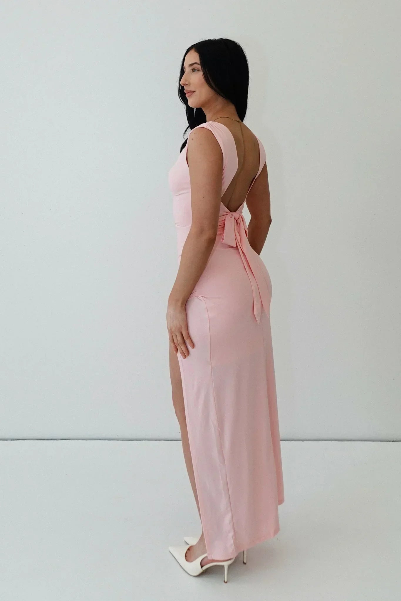 Women's Maxi Dress Sienna Satin V-Neck Long Sleeve Elegant Evening Wear