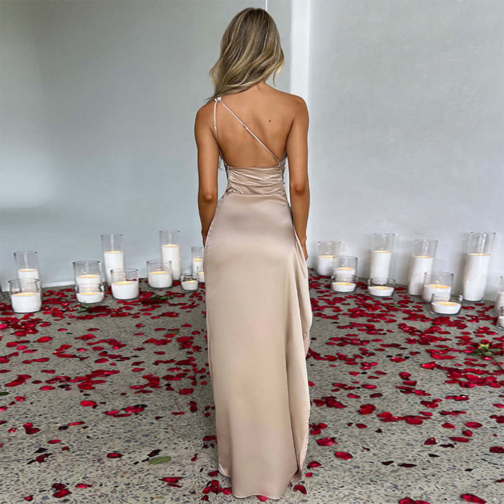 Amyah | Evening Dress with High Slit and One-Shoulder
