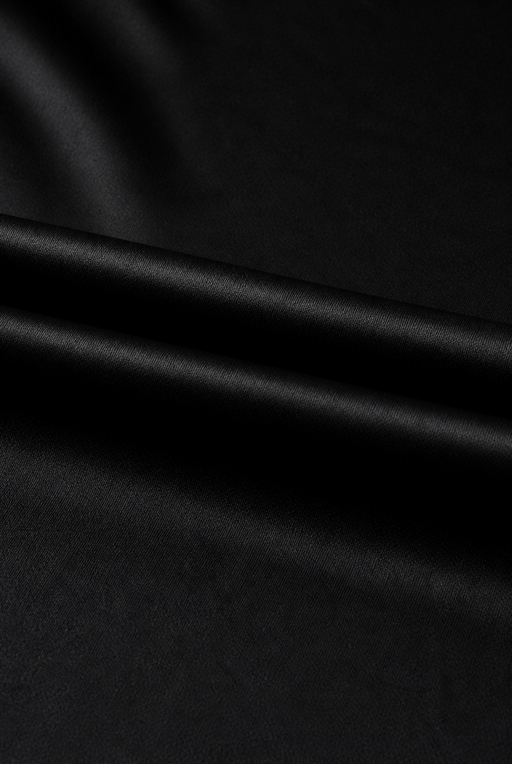 Azuro Tee Black