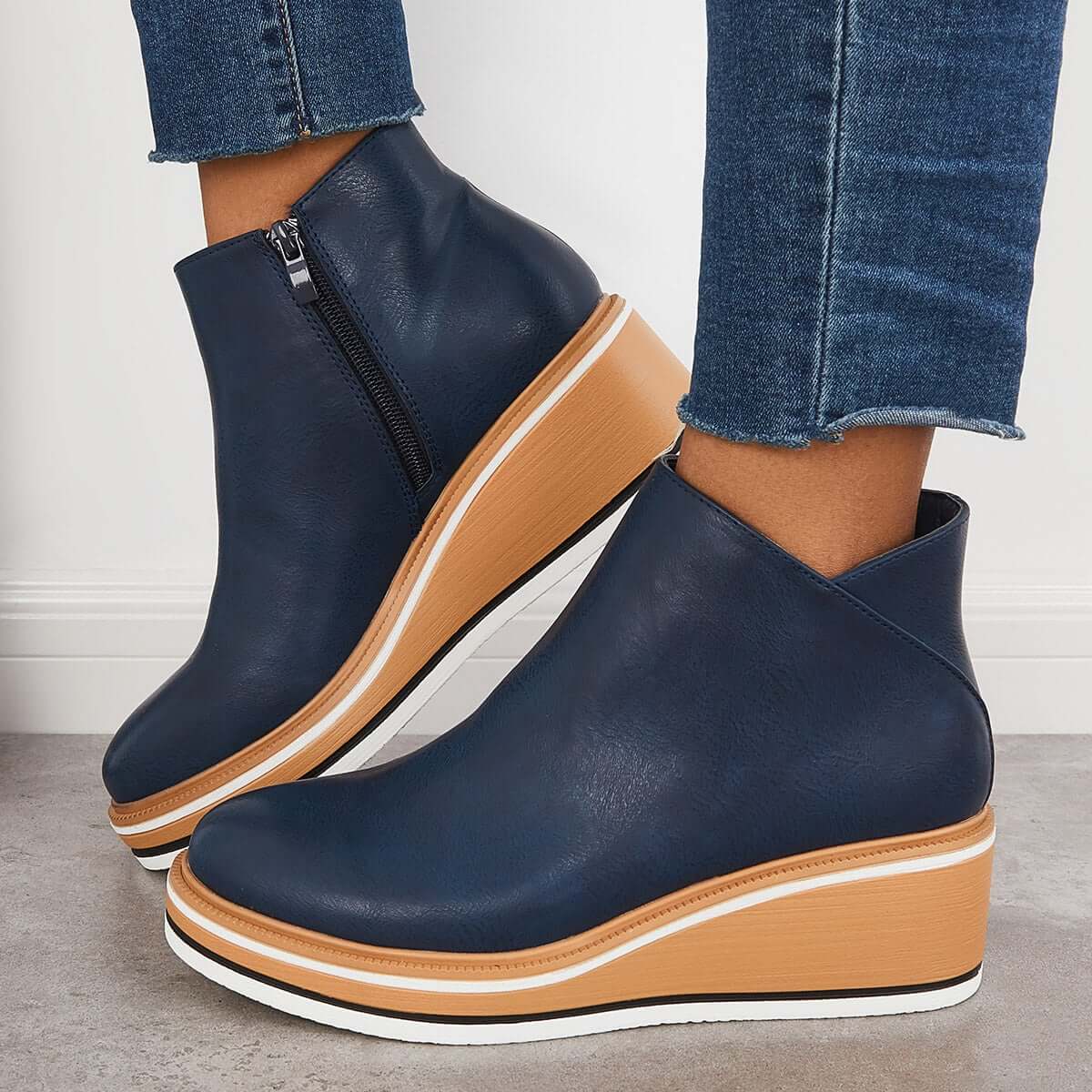 Women's Black Ankle Boots with Heel and Zipper Closure