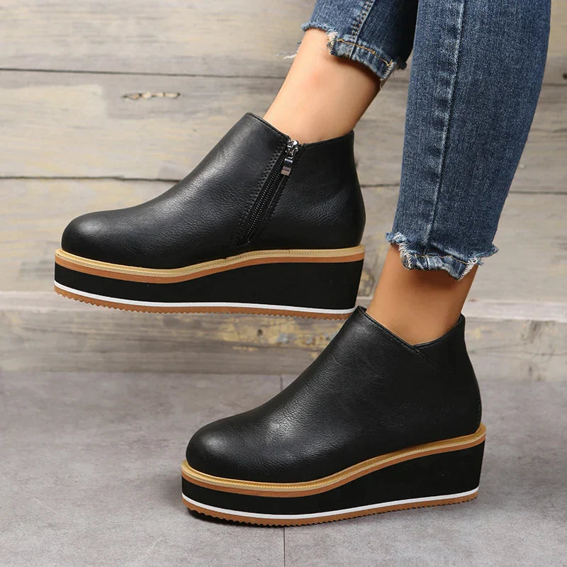 Women's Black Ankle Boots with Heel and Zipper Closure