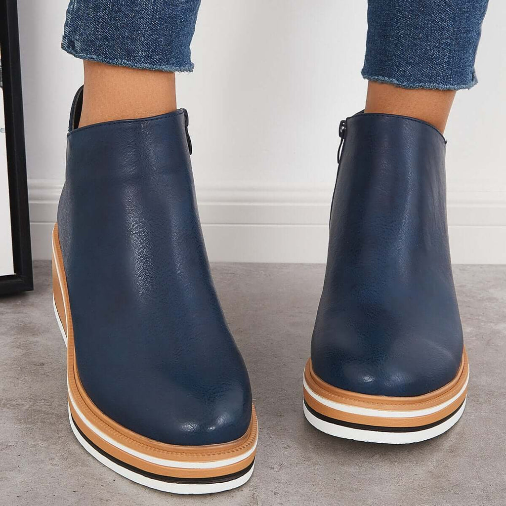Women's Black Ankle Boots with Heel and Zipper Closure