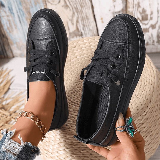 Women's Low Shoes with Ergonomic Sole