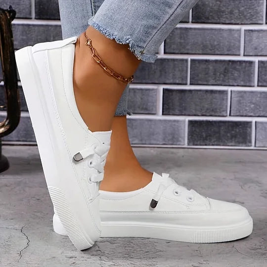 Women's Low Shoes with Ergonomic Sole