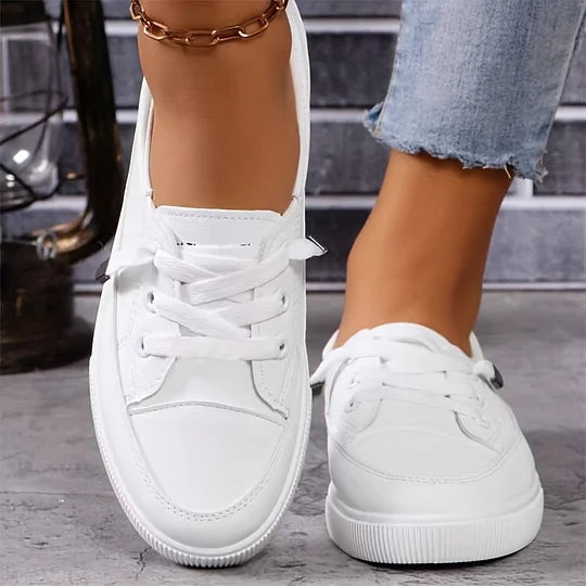 Women's Low Shoes with Ergonomic Sole