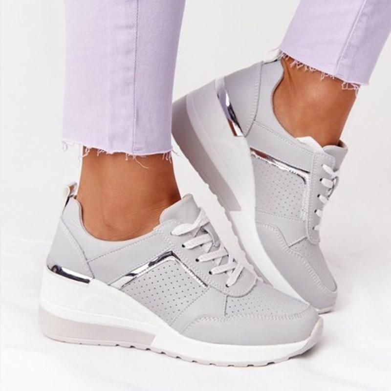 Women's Sneakers with Reinforced Sole