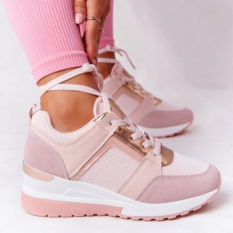 Women's Sneakers with Reinforced Sole