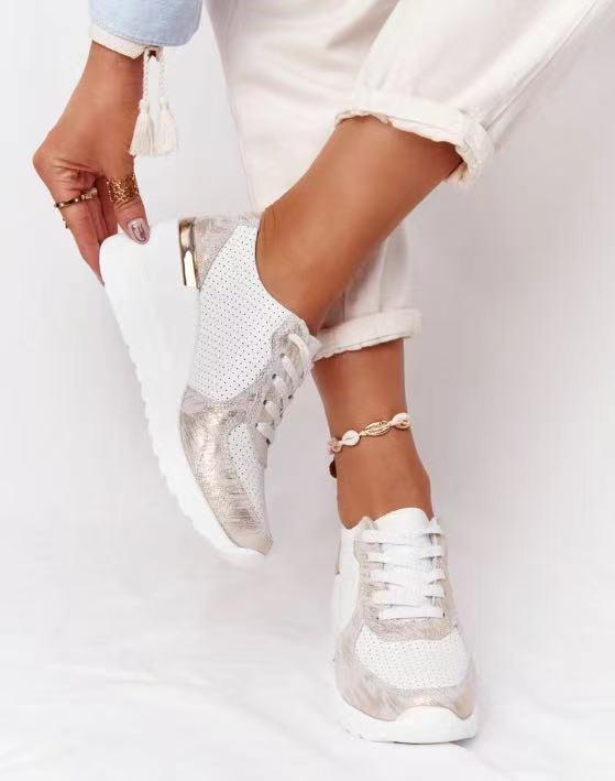 Women's Sneakers with Reinforced Sole