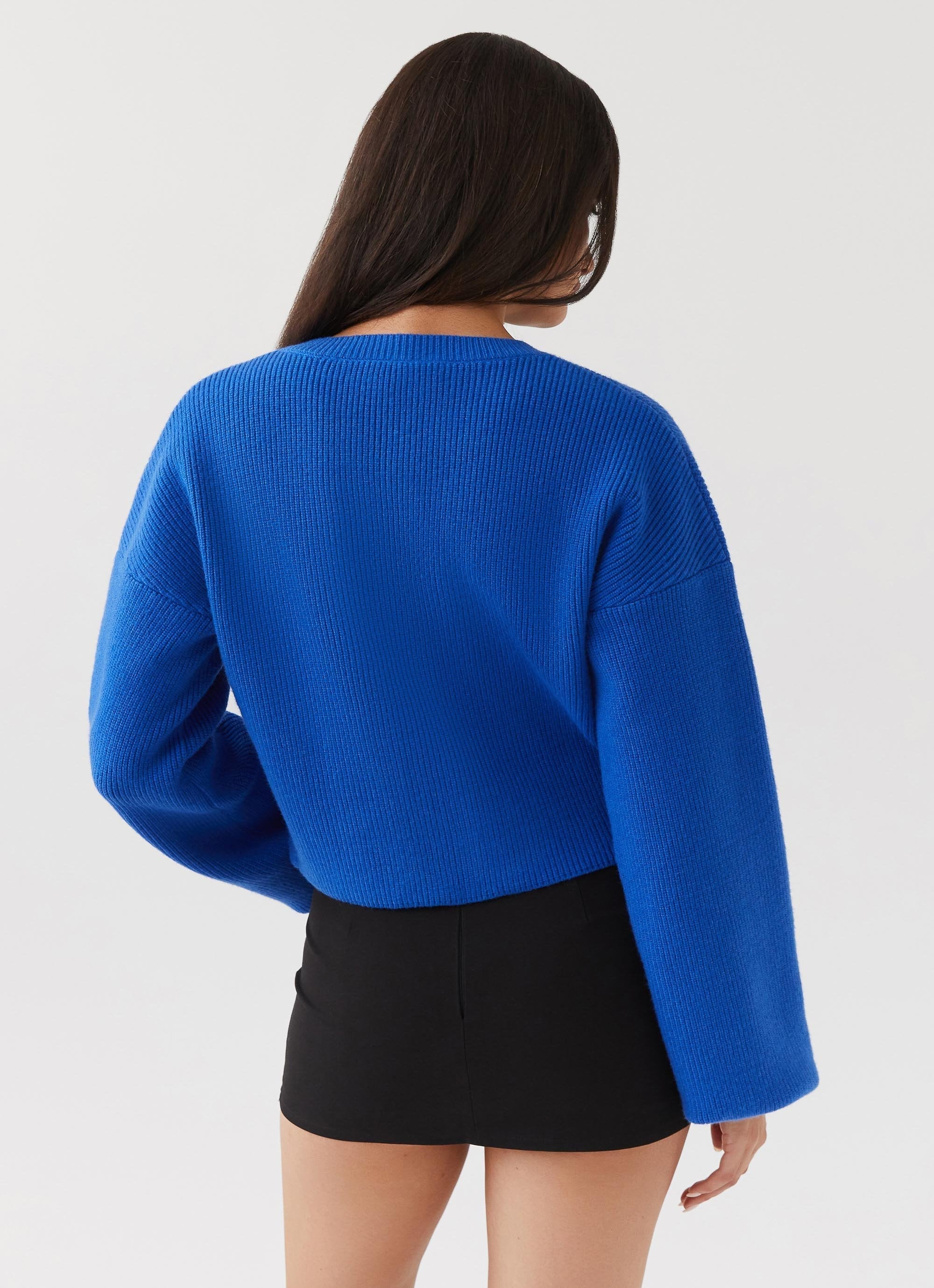 Darya Knitted Cardigan | Cropped Design with Wide Sleeves