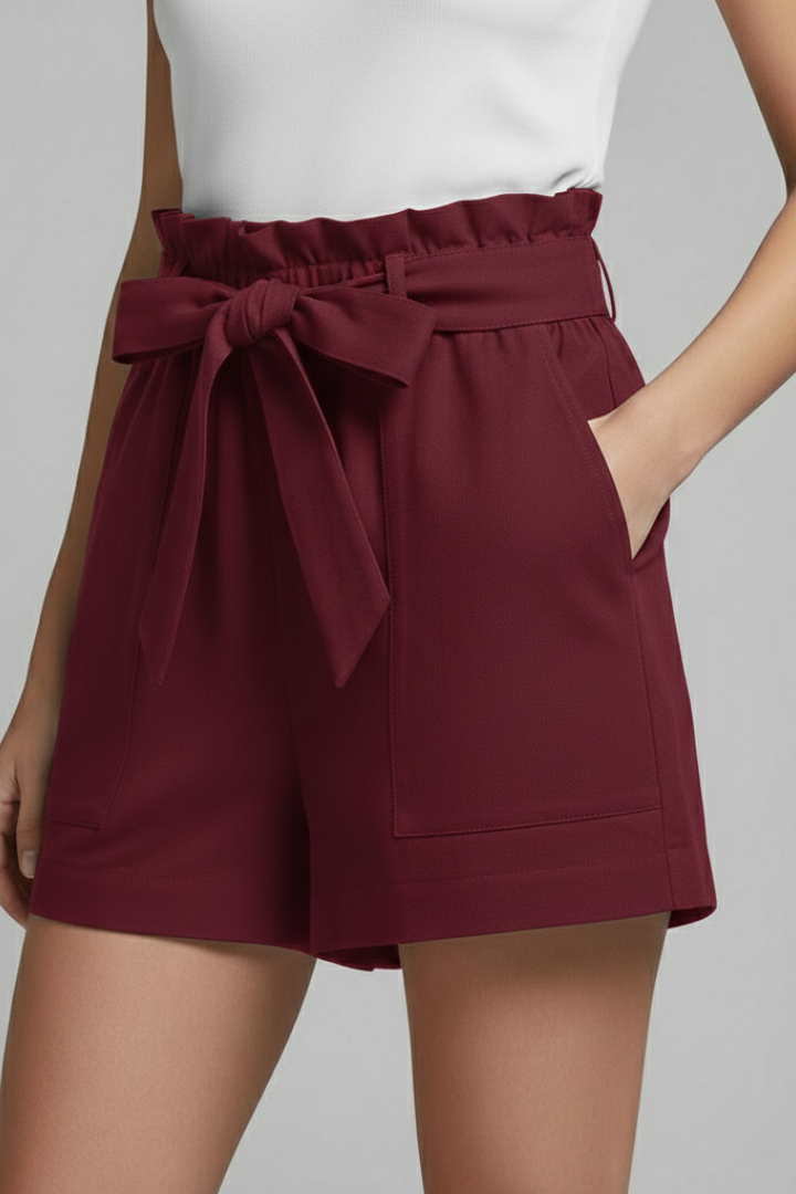 Femke | Elegant Women’s Shorts with Pockets and Tie Waist