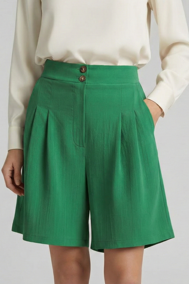 Florine | Elegant Women’s High-Waisted Pleated Shorts
