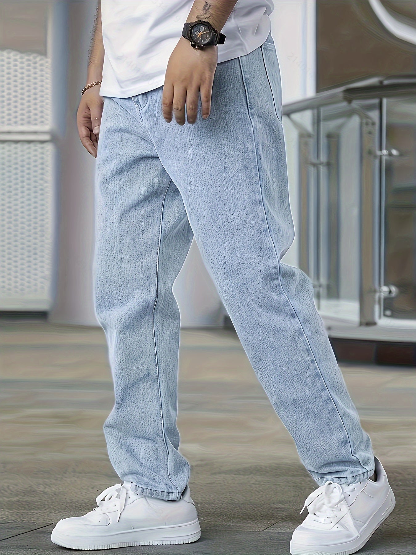 Men's Jeans with Straight Legs and Light Wash