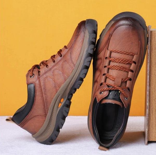 Men's Shoes with Anti-Slip Sole and Regular Fit
