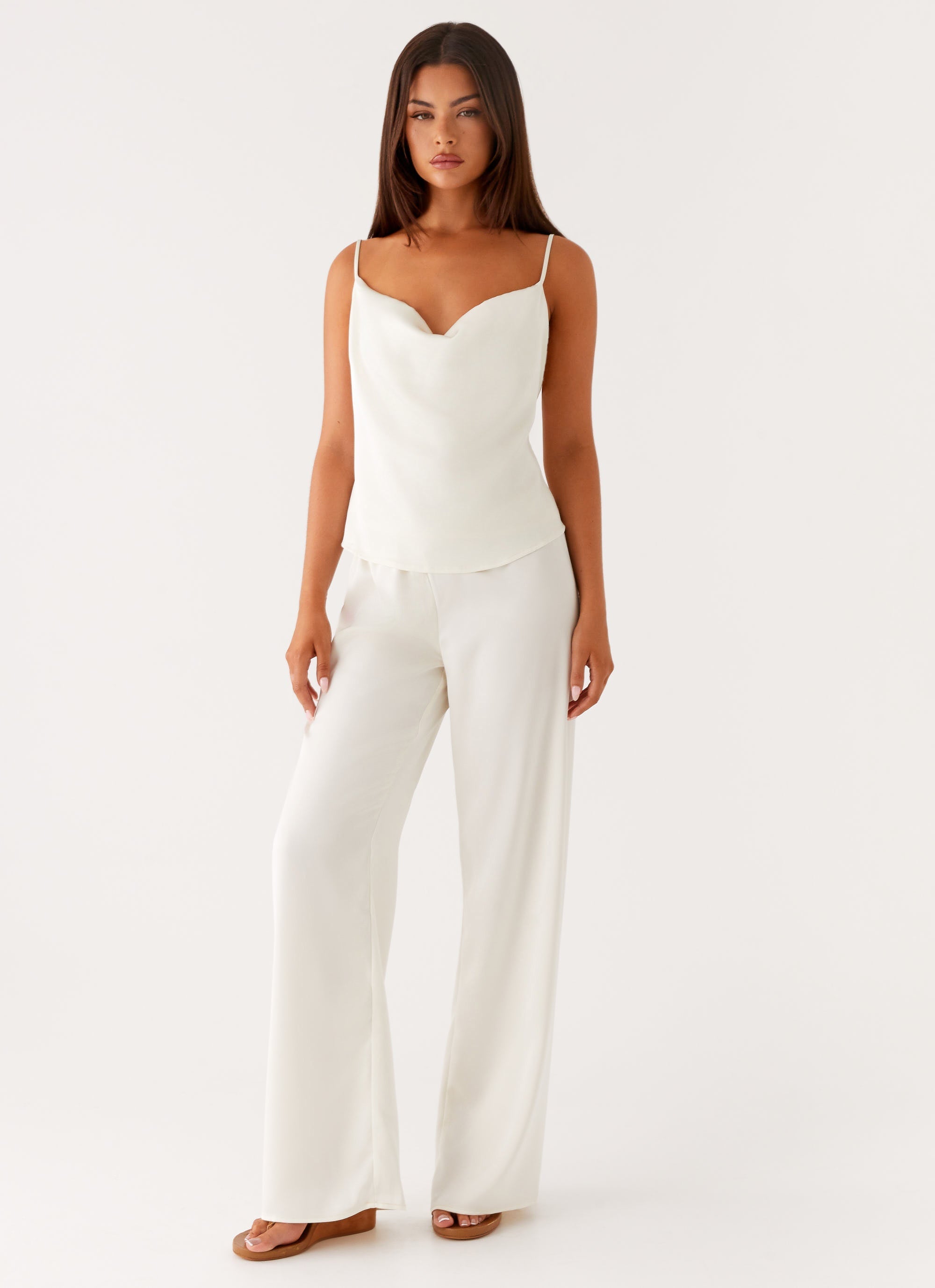 Lorelei White Top – Elegant Drape
