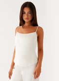 Lorelei White Top – Elegant Drape
