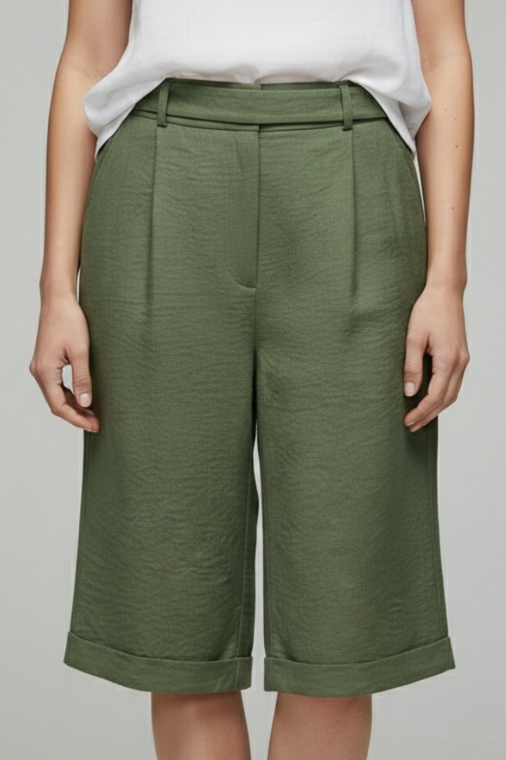 Lieke | Elegant Women’s Shorts with High Waist and Rolled Hem