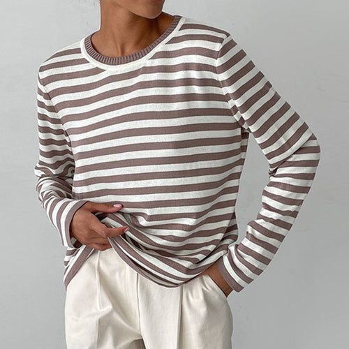 Dana Stylish Round-Neck Top
