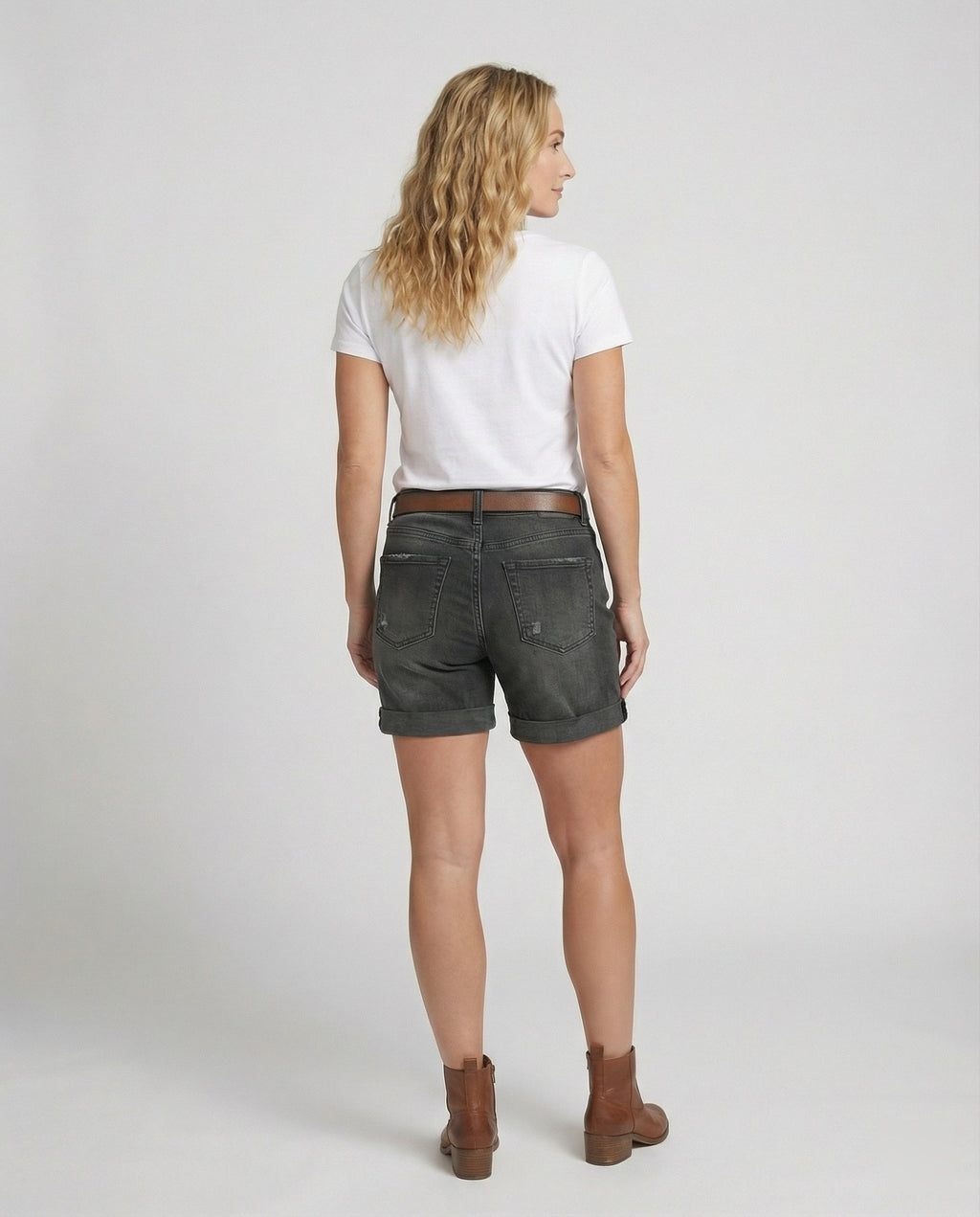 Marlies | Women’s Distressed Denim Shorts