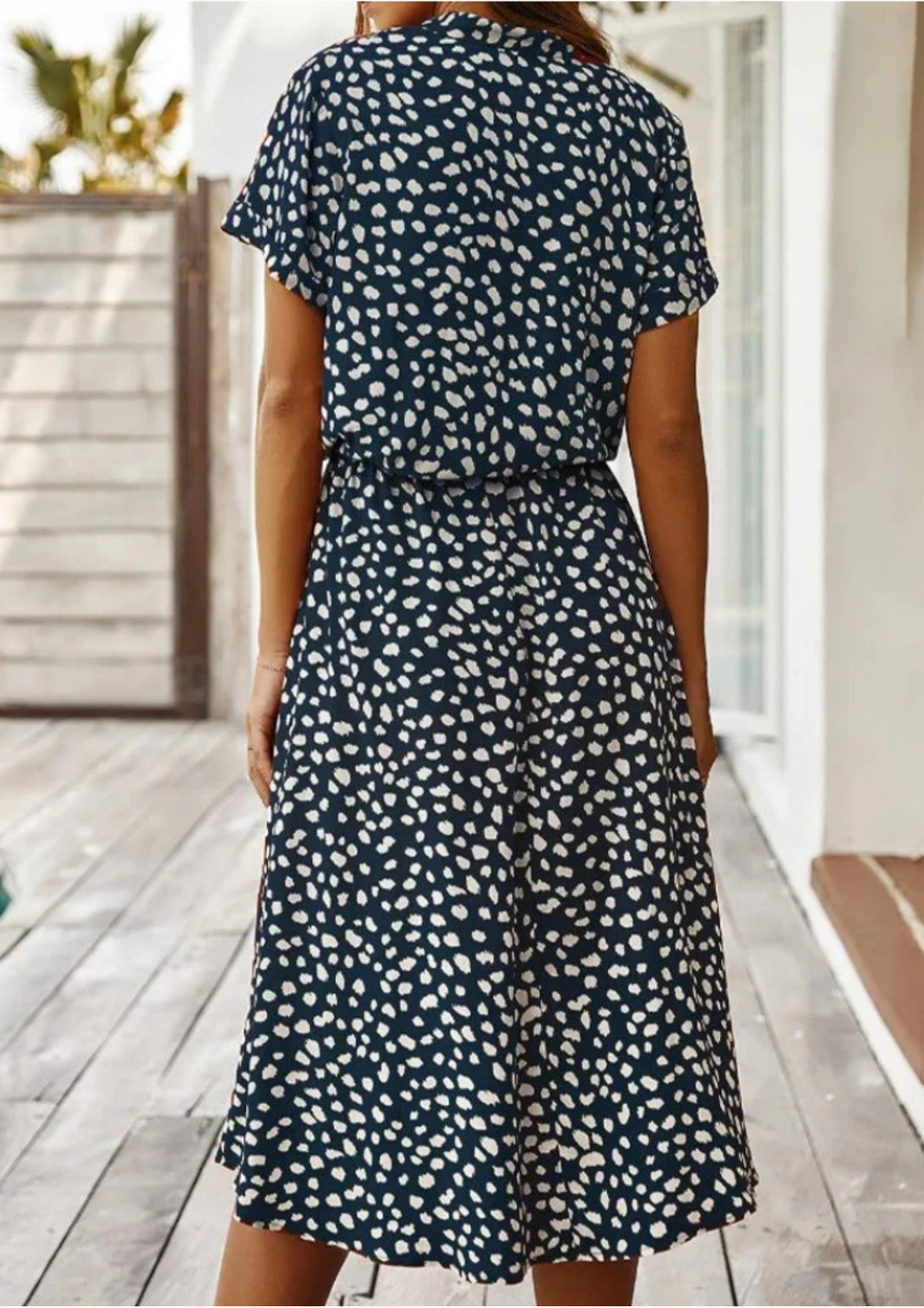 Sienna Relaxed Midi Dress with V-Neckline