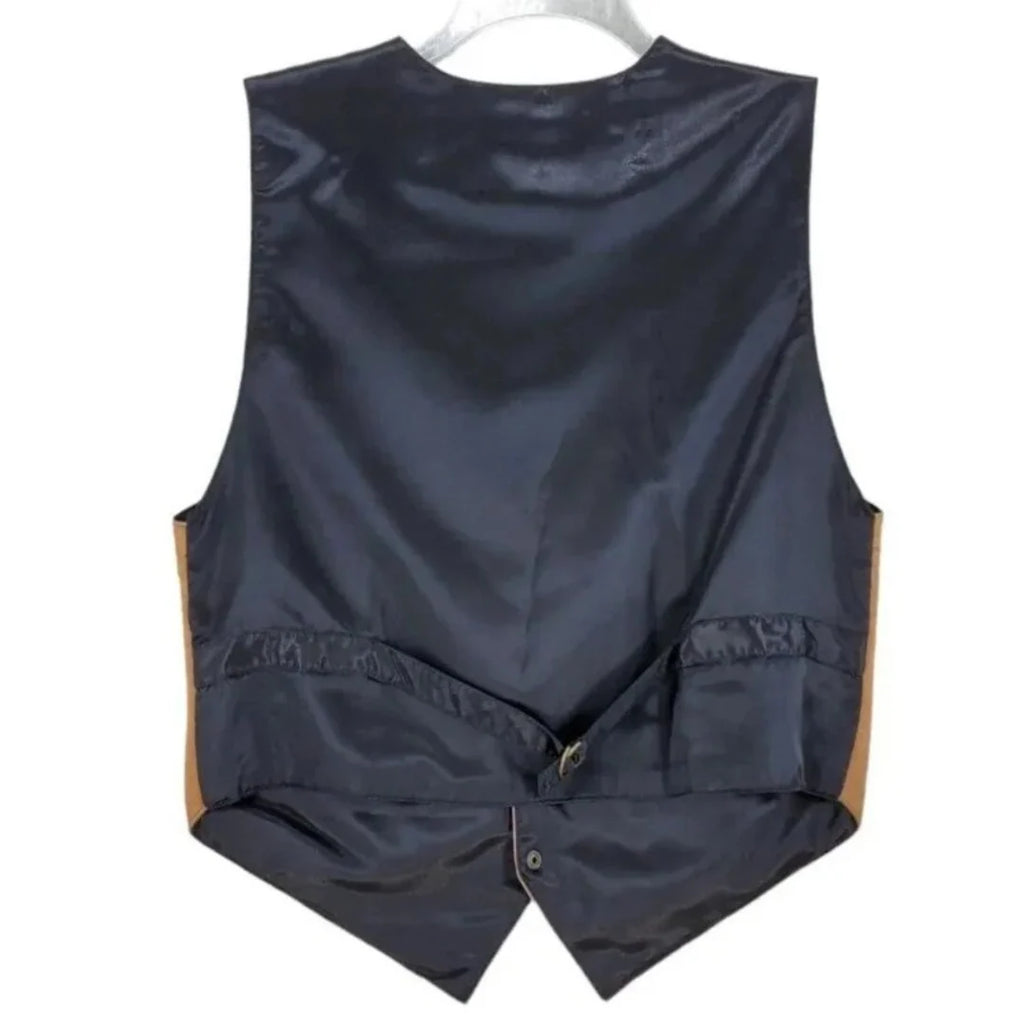 Men's Waistcoat with Pockets for Versatile Layering 3