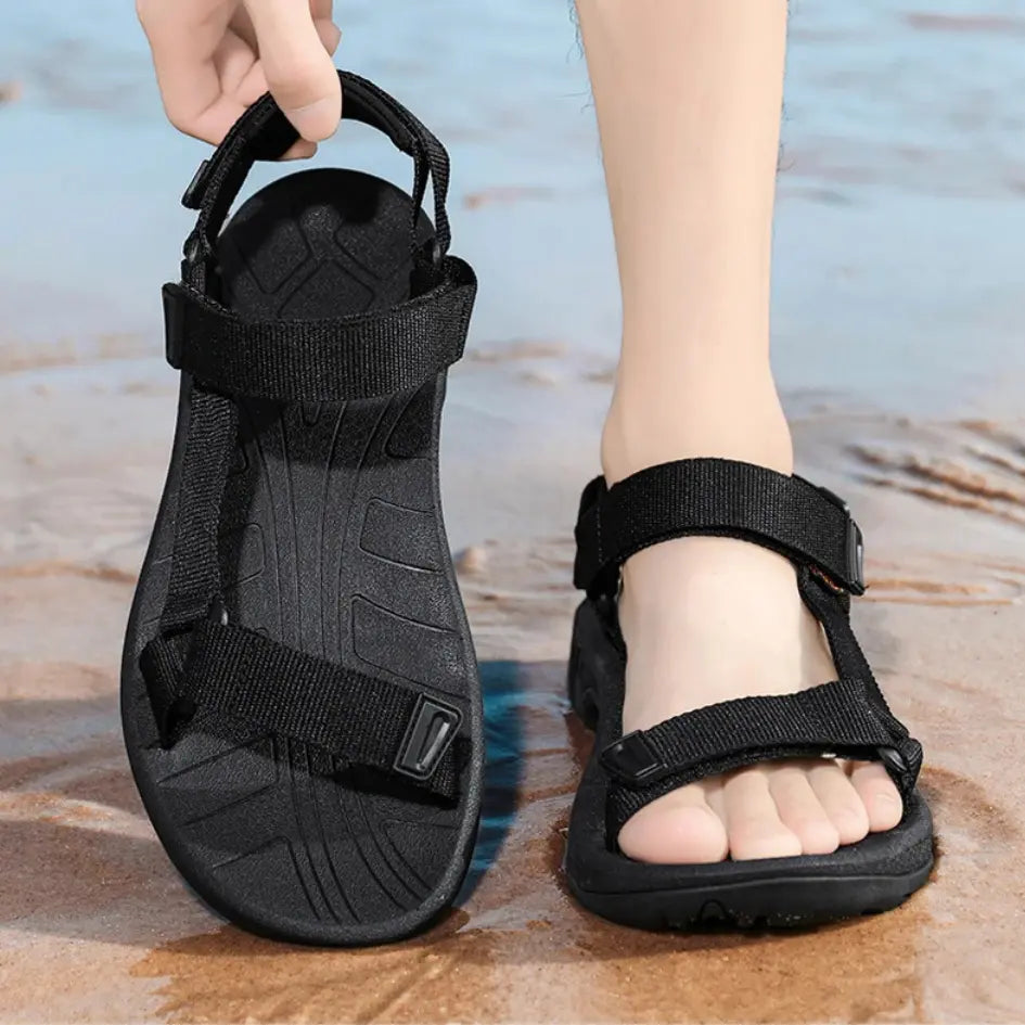 Men's Wide-Fit Hiking Sandals