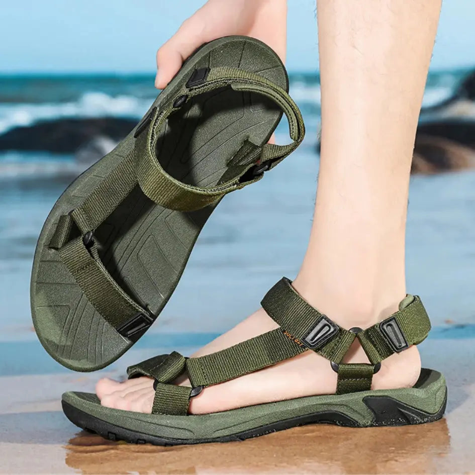 Men's Wide-Fit Hiking Sandals