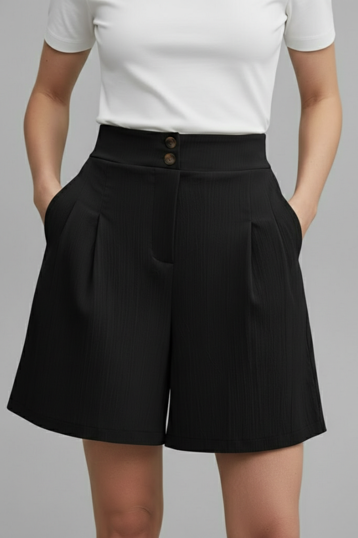 Noortje | Stylish Women’s Shorts with Wide Legs and High Waist