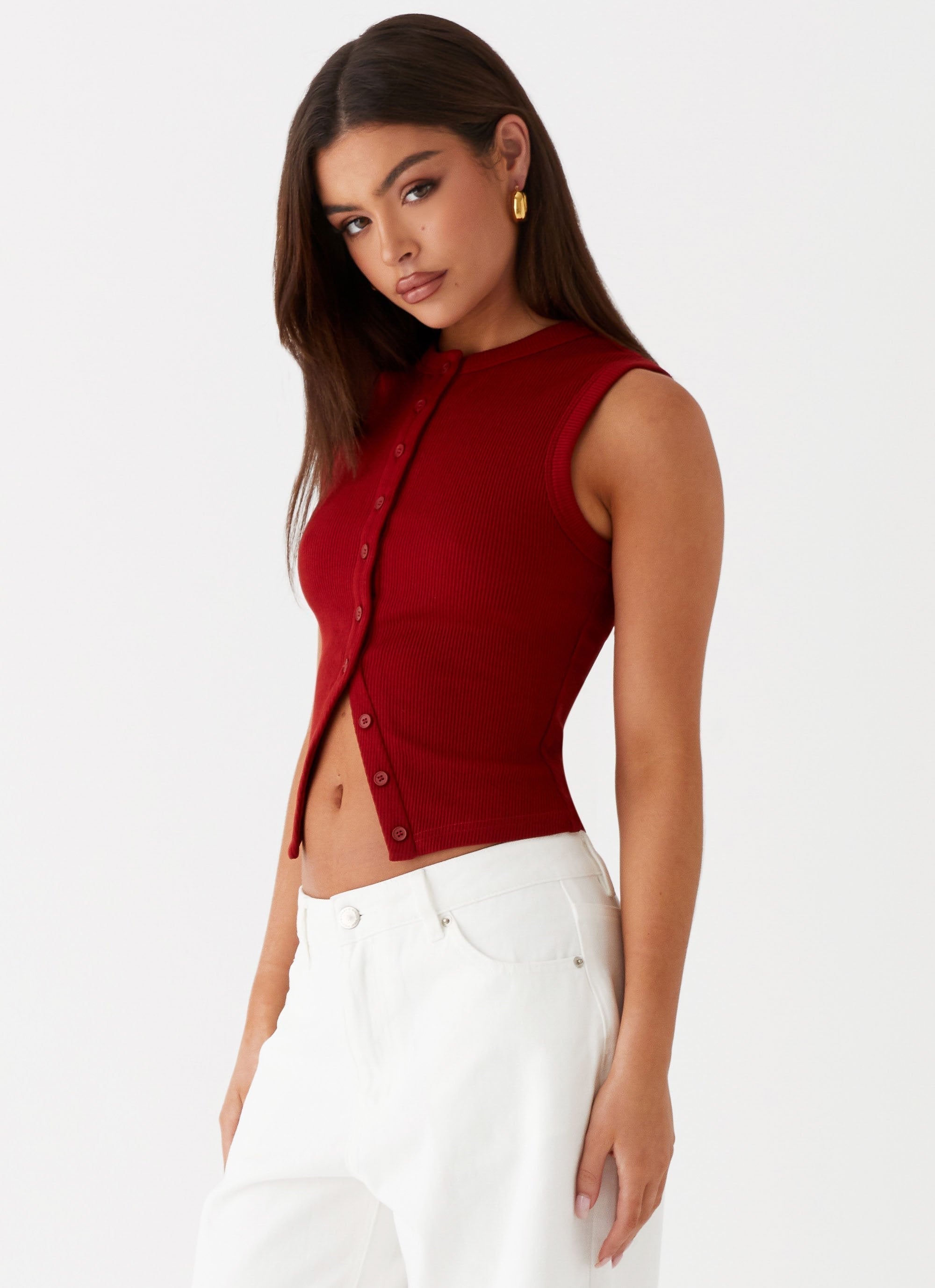 Nolani Ribbed Tank Top – Sleeveless Top with Button Closure