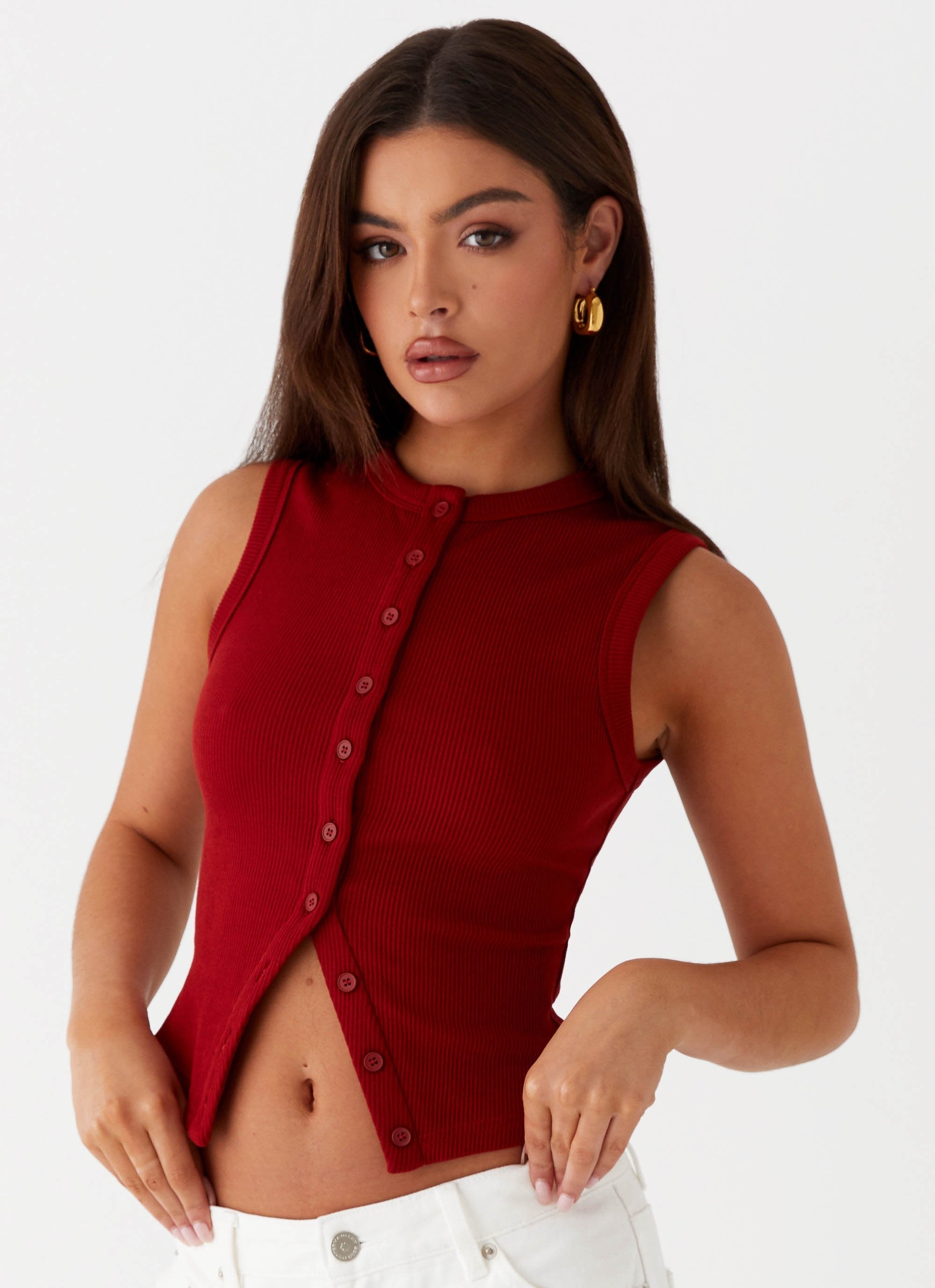Nolani Ribbed Tank Top – Sleeveless Top with Button Closure