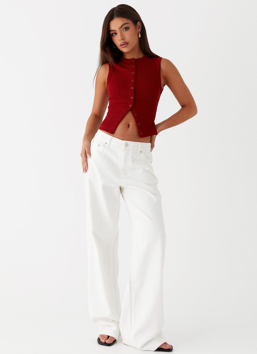 Nolani Ribbed Tank Top – Sleeveless Top with Button Closure