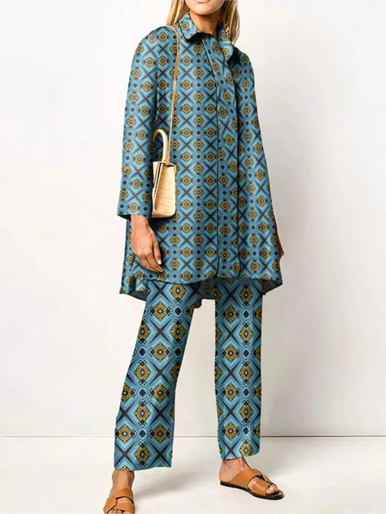 Elegant vintage two-piece set for women – Fashionable blouse and trousers
