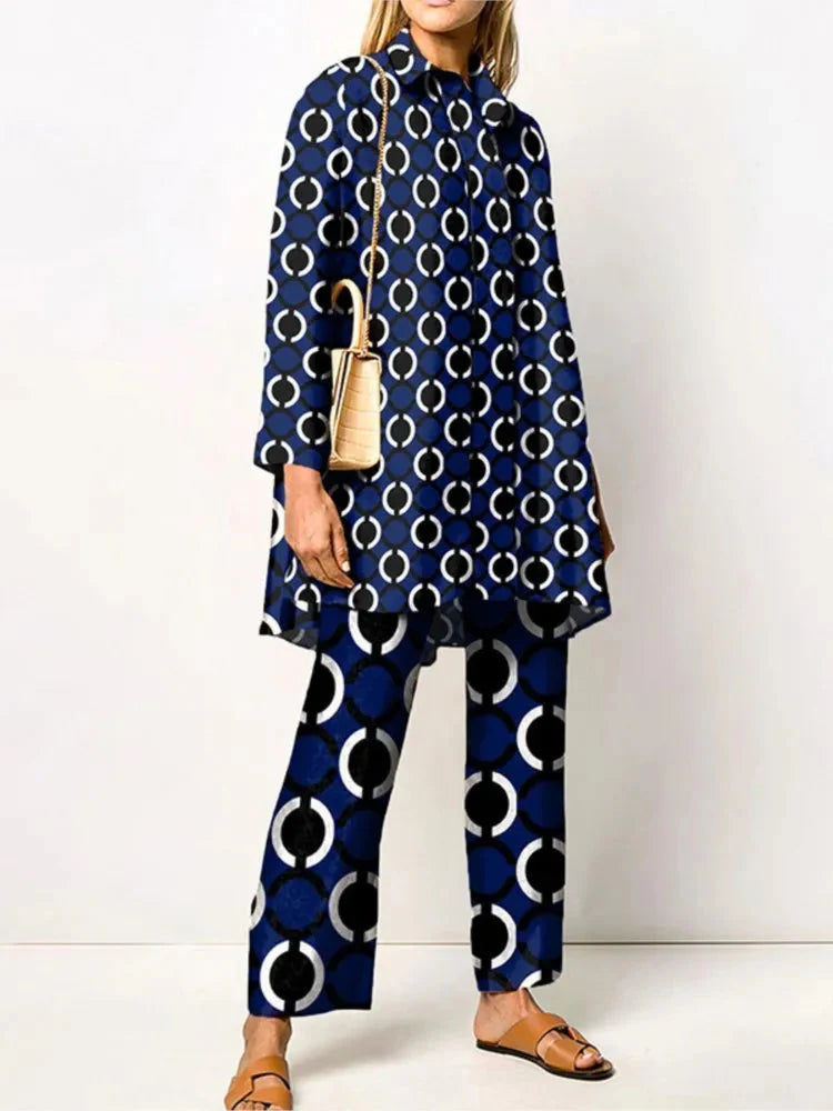 Elegant vintage two-piece set for women – Fashionable blouse and trousers