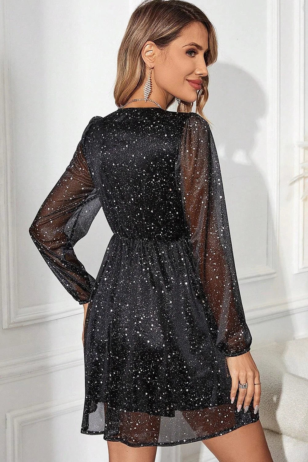 Sequin V-Neck Black Cocktail Dress with Long Sleeves for Women 2