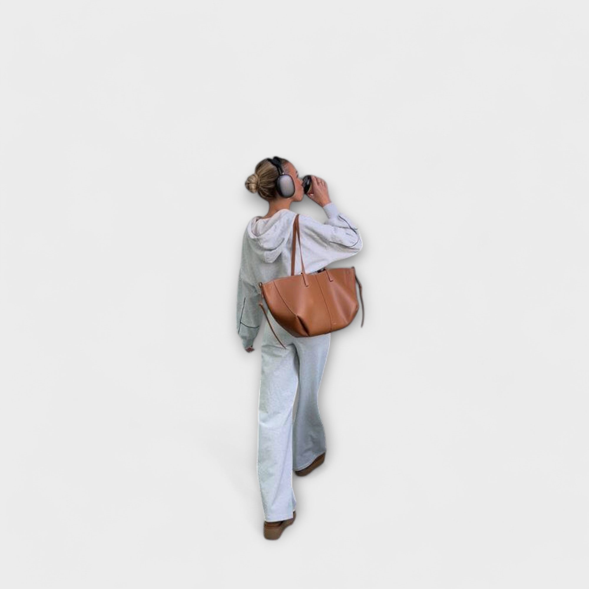 Zoe | Women's Spacious Handbag in a Modern Design for Summer Use
