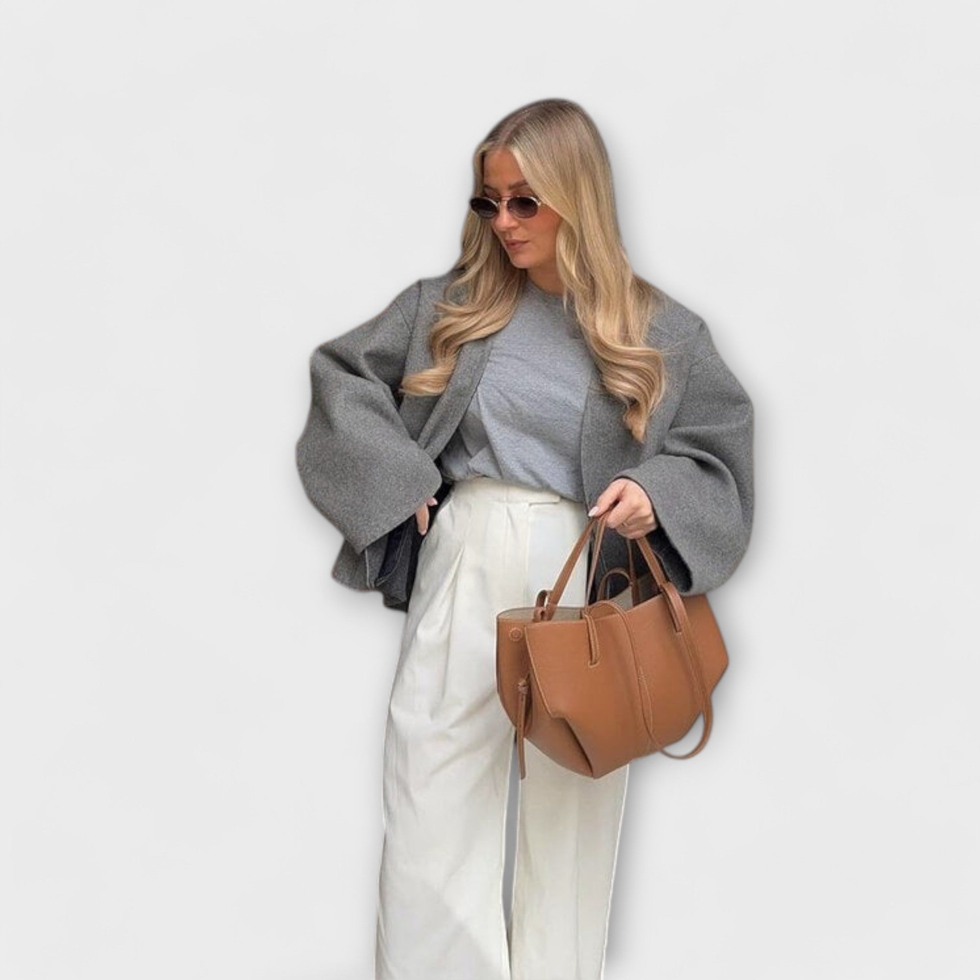 Zoe | Women's Spacious Handbag in a Modern Design for Summer Use