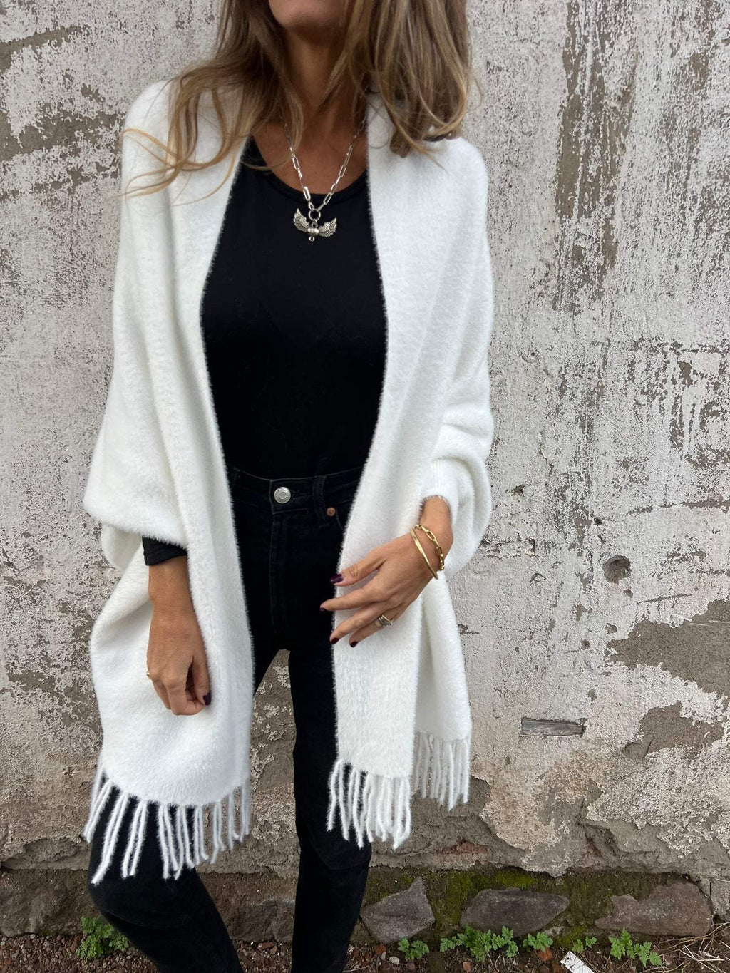 Women's Extended Length Winter Coat with Long Sleeves for Cold Weather 2