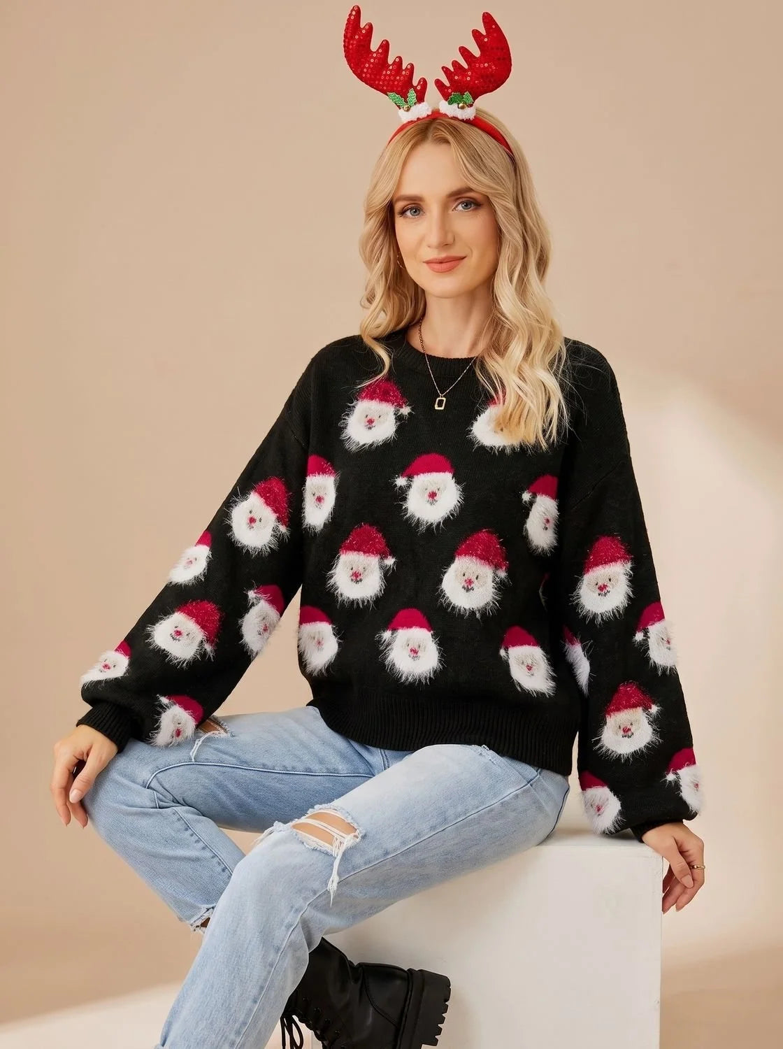 Women's Oversized Christmas Sweater with Santa Motif and Crew Neck 3