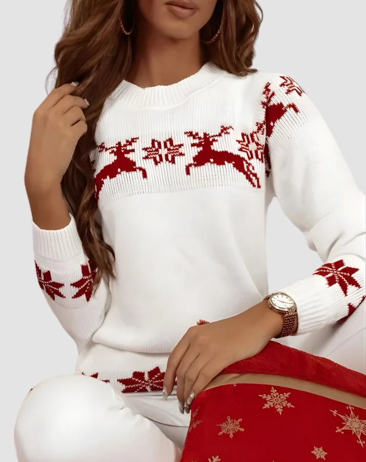 Women's Oversized Loose Fit Knitted Christmas Sweater with Reindeer Design 7