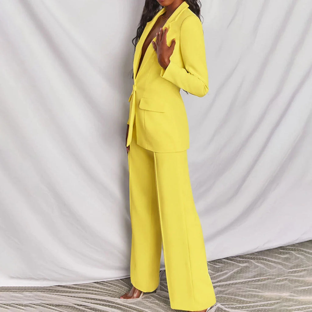Women's Tailored Blazer and Trouser Set with Comfortable Fit 2