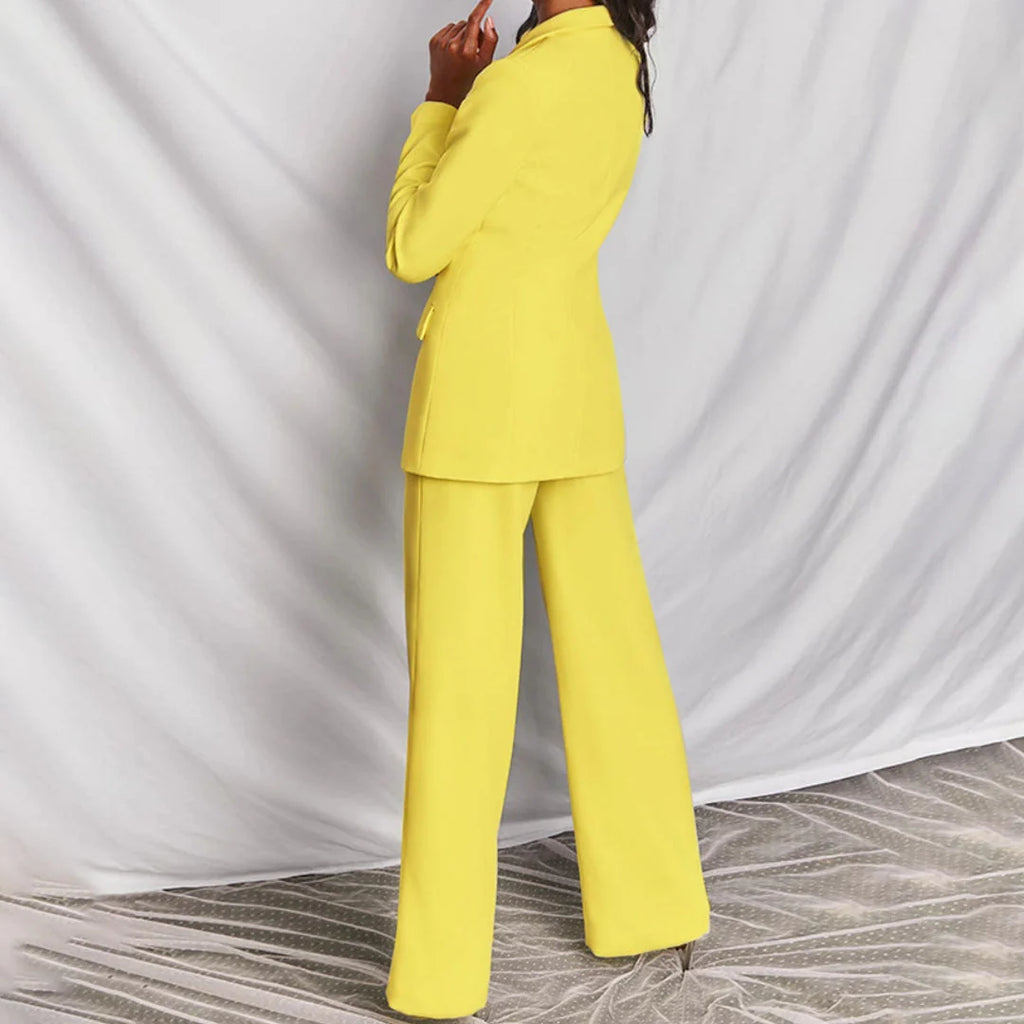 Women's Tailored Blazer and Trouser Set with Comfortable Fit 3