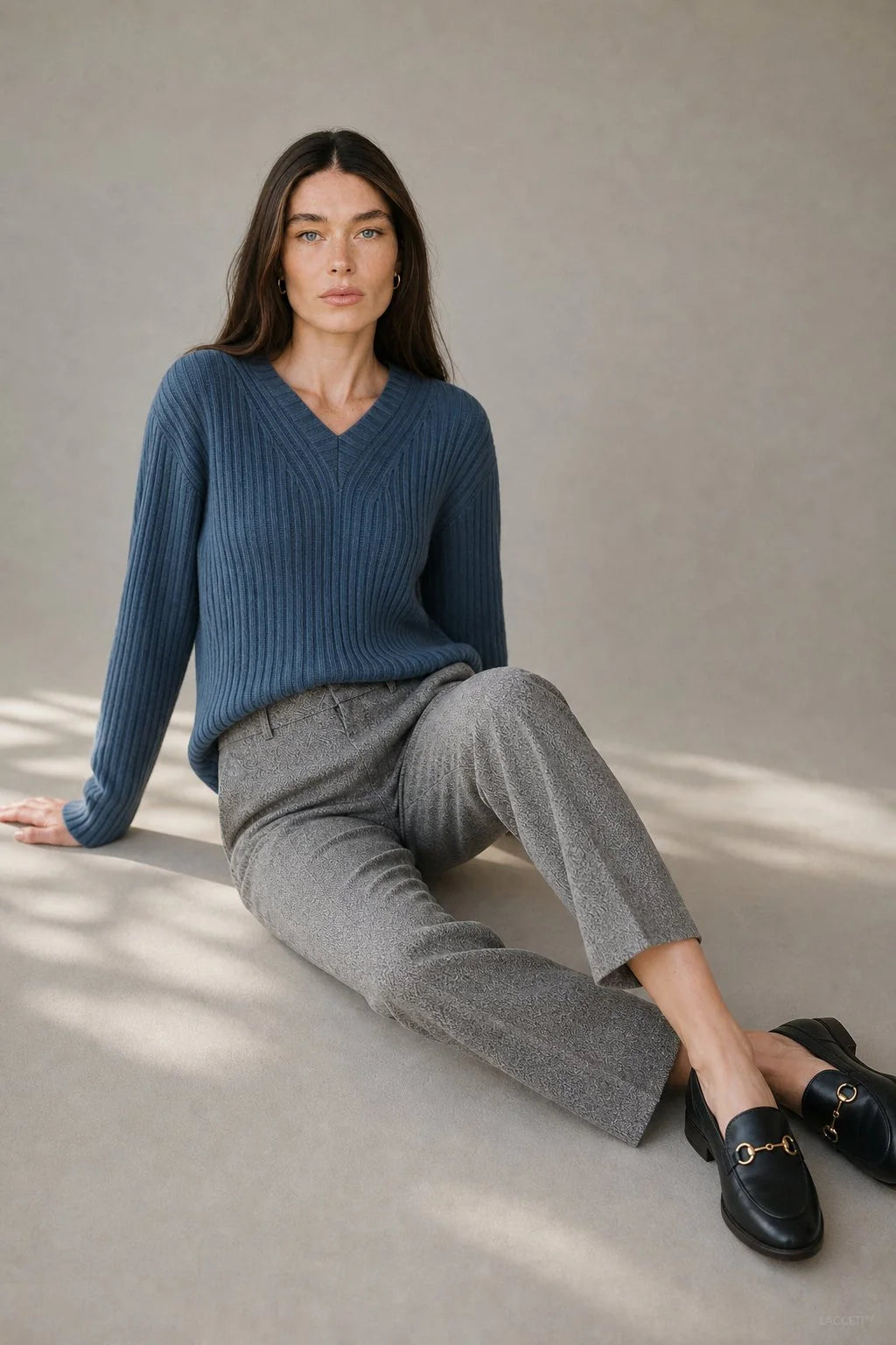 Wool Blend Herringbone Straight-Leg Trousers with High Waist 3