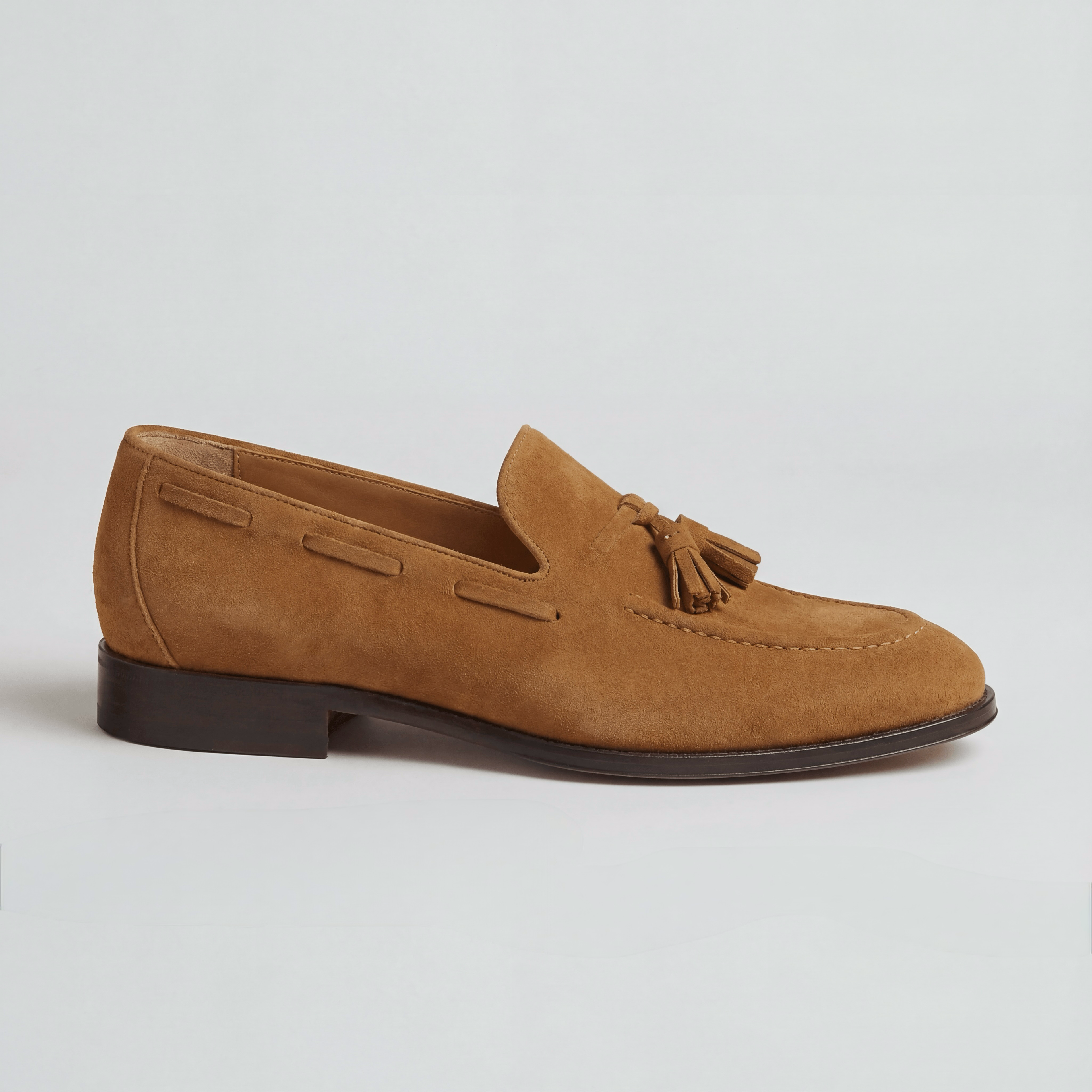 Men's Shoes in a Classic Design with a Comfortable Fit for Everyday Wear