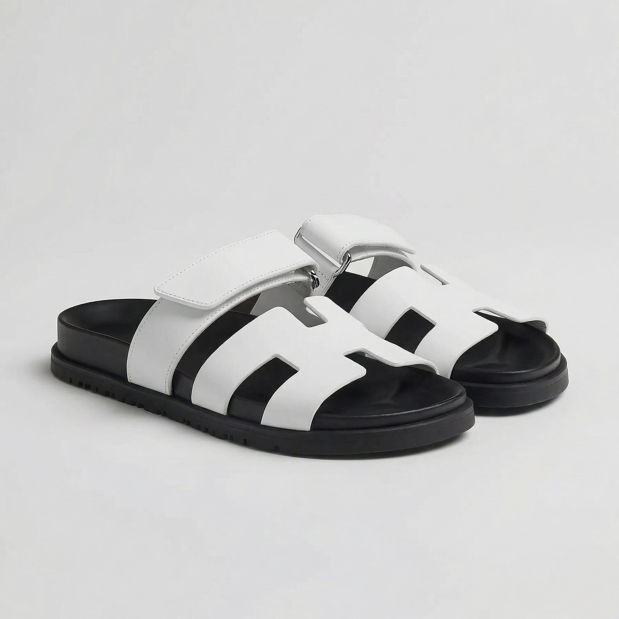 Comfortable Men's Home Sandals with Open Design and Lightweight Fit for Everyday Wear