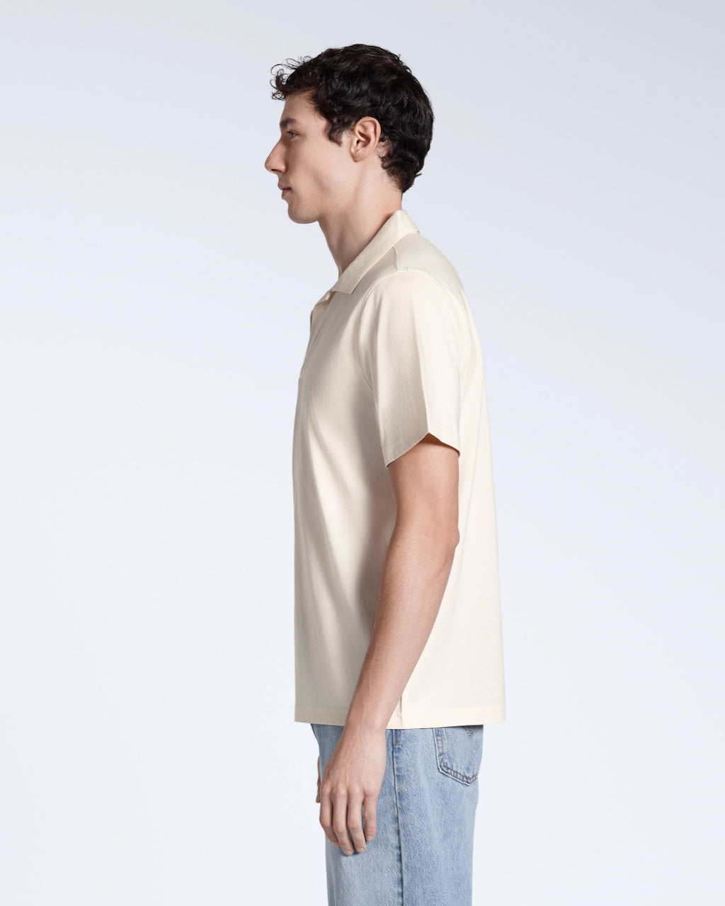 Men's Short-Sleeve Polo with Open Collar and Relaxed Fit