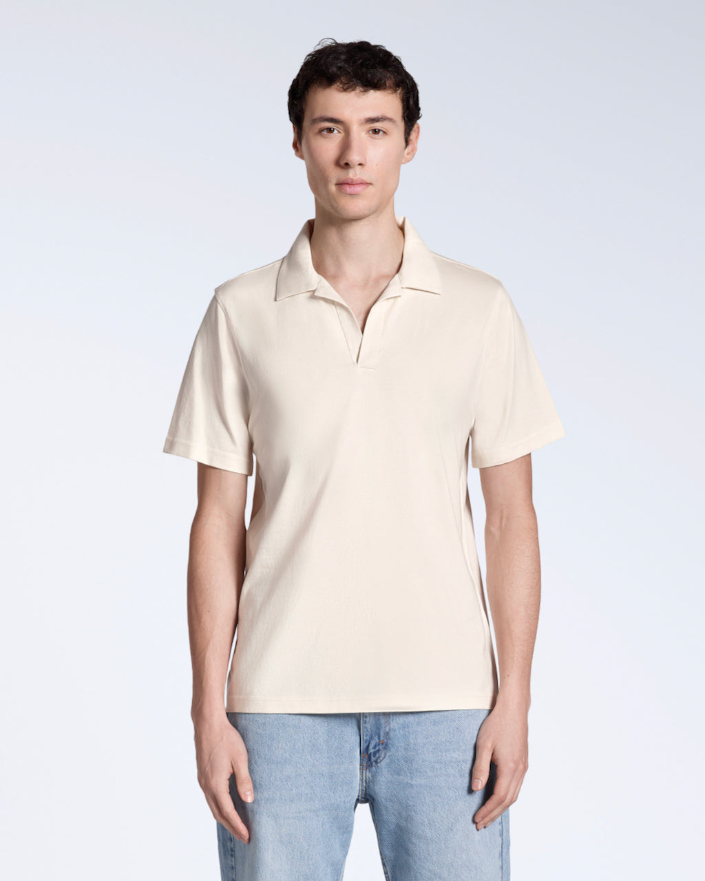 Men's Short-Sleeve Polo with Open Collar and Relaxed Fit