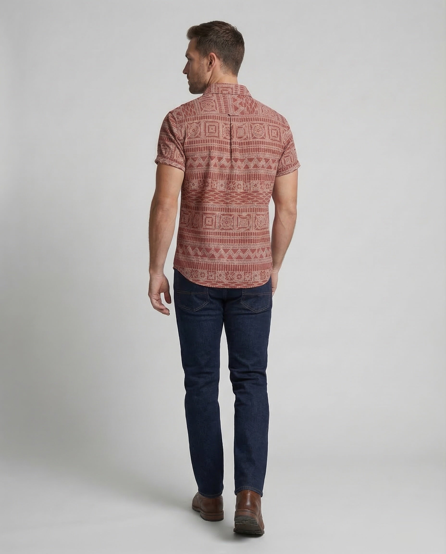 Men's Short-Sleeve Shirt with Ethnic Pattern and Classic Collar