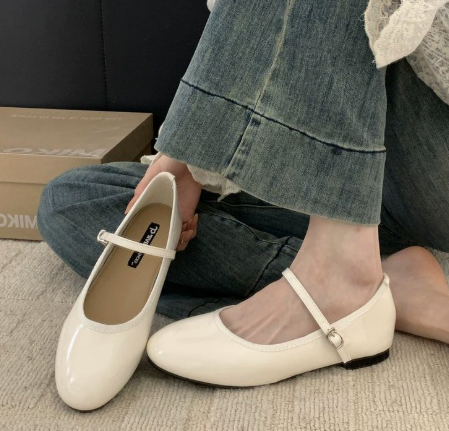 Vivienne Comfortable Block Heel Shoes