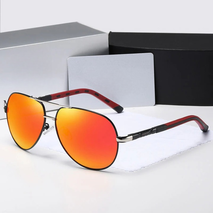 Men's Polarized Aviator Sunglasses with UV400 Protection